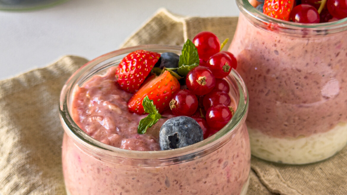 Truskawkowy pudding ryżowy